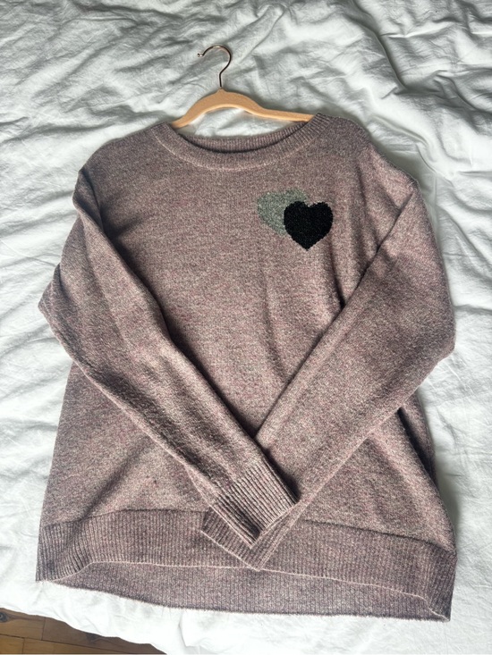 Reitmans Sweaters - Reitmans light Smokey purple Crewneck Sweater with Black Heart Detail
